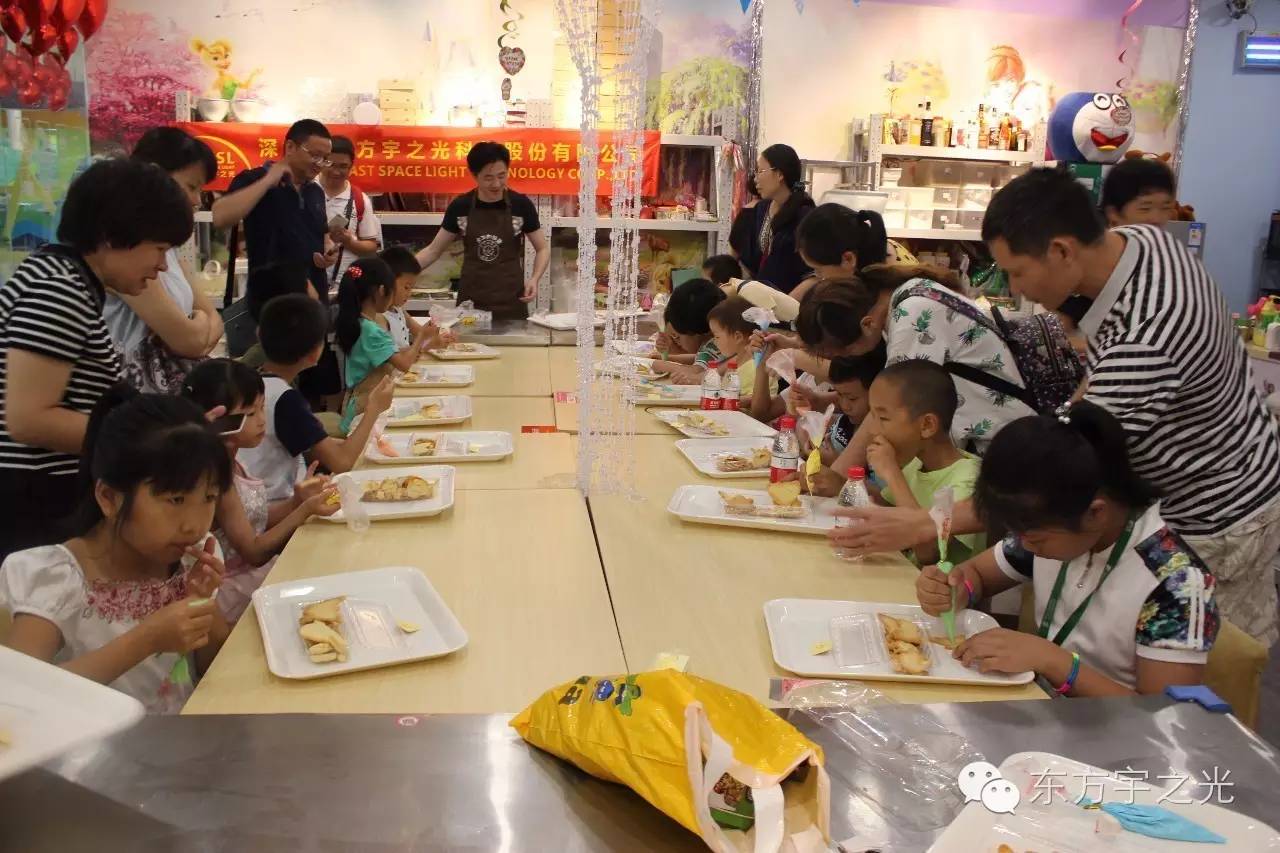 香港正版资料全年