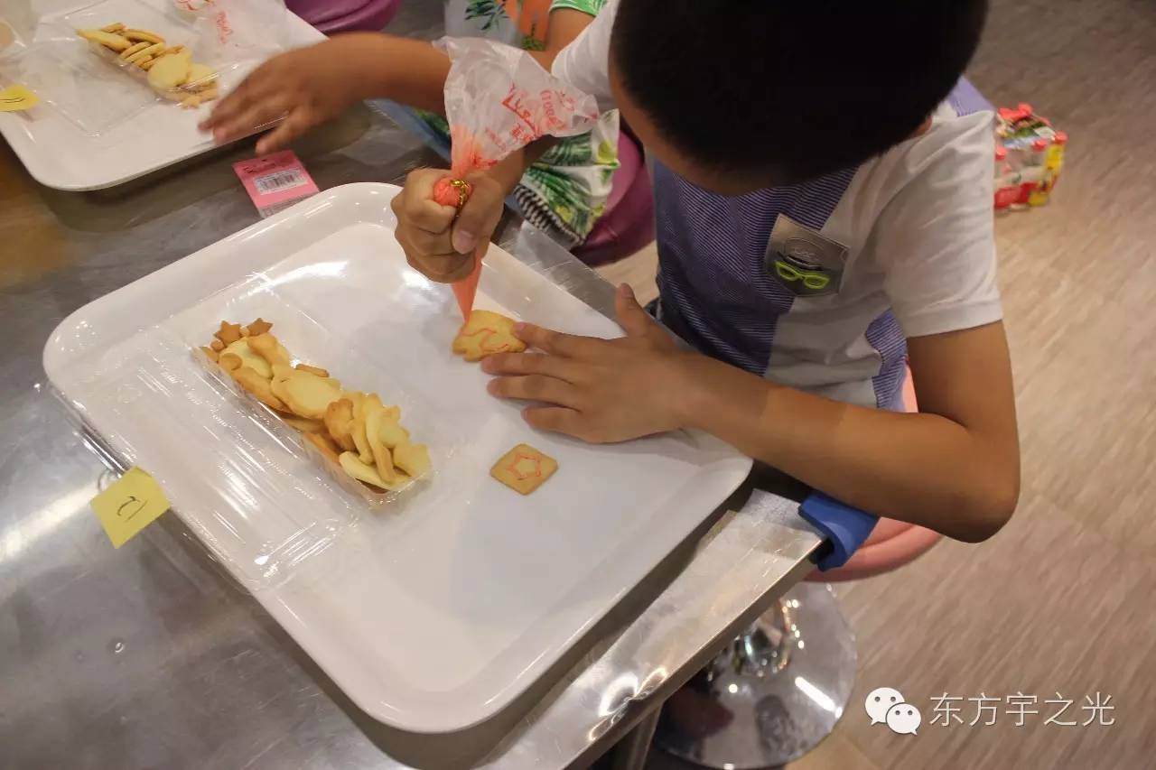 香港正版资料全年